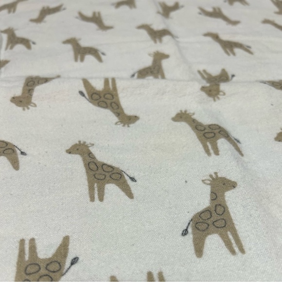 Set of 2 Giraffe Themed Receiving Blankets - Picture 1 of 3